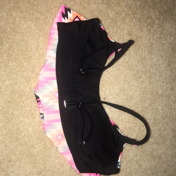 Patterned bathing suit top - Picture 2 of 3